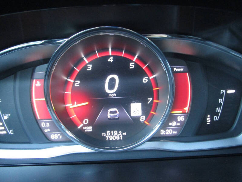 2016 Volvo XC60 T5 Drive-E Platinum