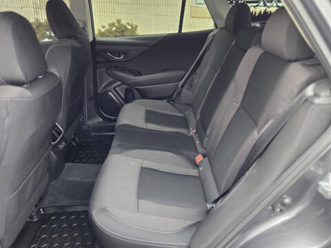 2022 Subaru Outback Premium