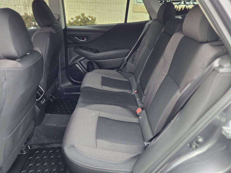 2022 Subaru Outback Premium