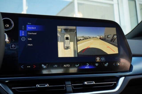 2026 Chevrolet Equinox EV LT 2