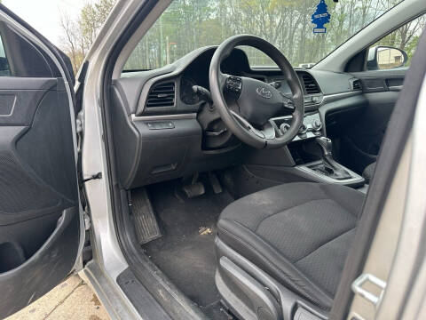 2019 Hyundai Elantra SE