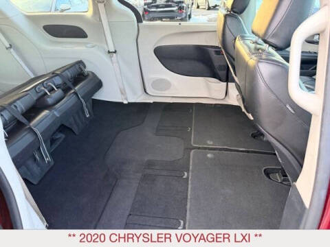 2020 Chrysler Voyager LXi