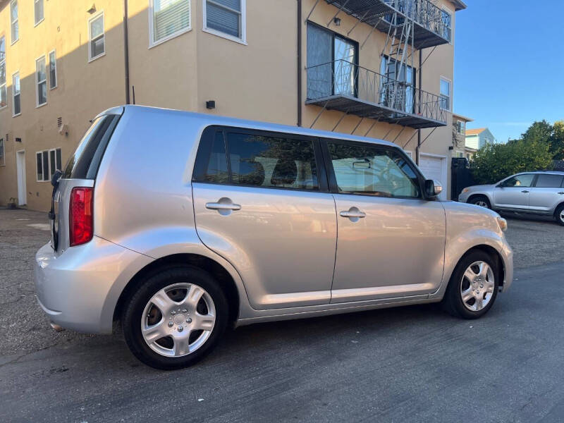2010 Scion xB