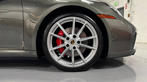 2020 Porsche 911 Carrera S