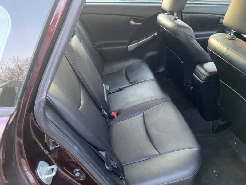Image 6 of 2013 Toyota Prius Persona Series SE