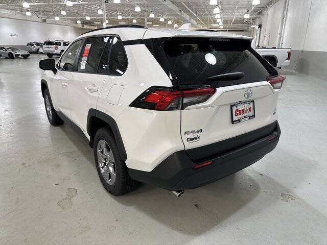 2025 Toyota RAV4 Hybrid LE