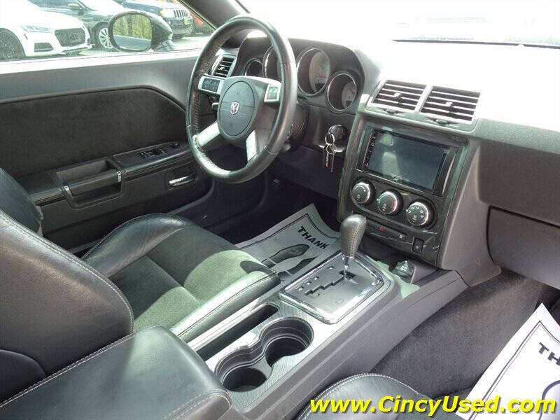 2009 Dodge Challenger SRT8