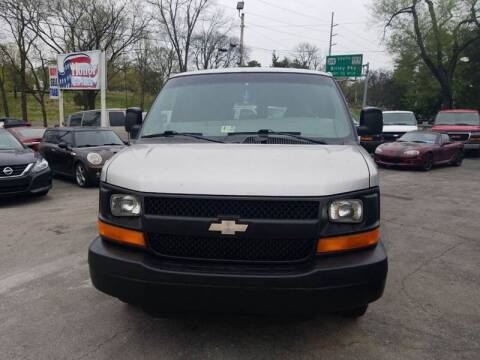2005 Chevrolet Express Passenger for sale at Honor Auto Sales in Madison TN