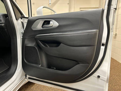 2019 Chrysler Pacifica Touring Plus