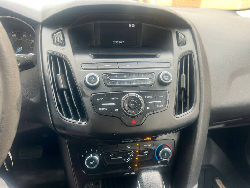 2017 Ford Focus S