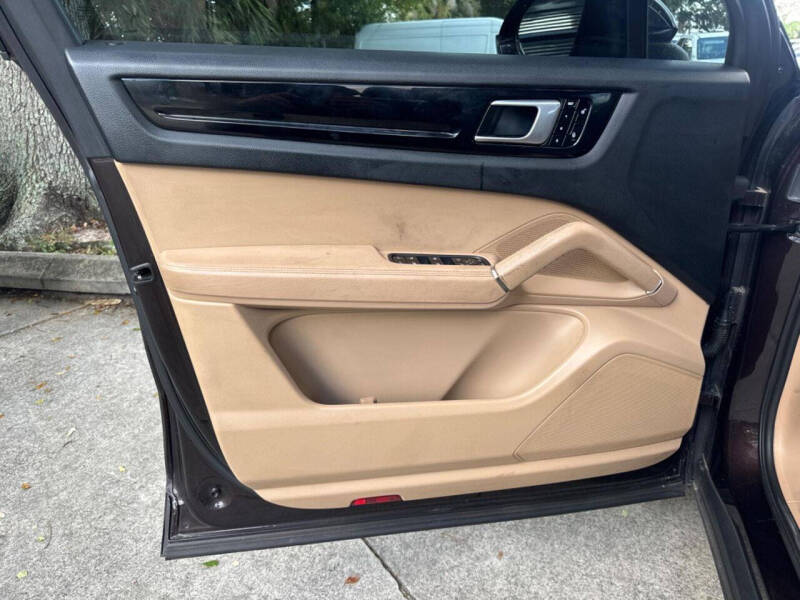 2019 Porsche Cayenne