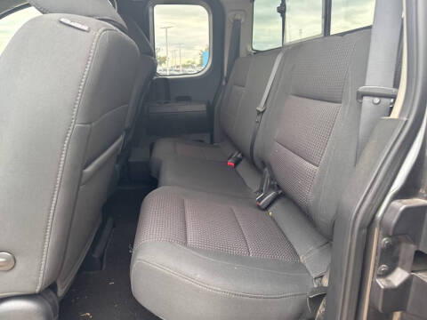 2011 Nissan Titan SV