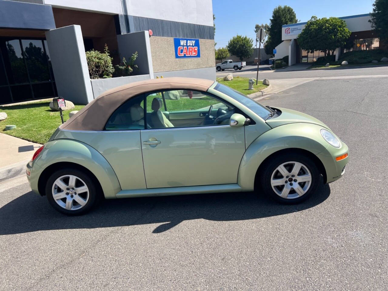 2007 Volkswagen New Beetle Convertible for sale at ZRV AUTO INC in Brea, CA