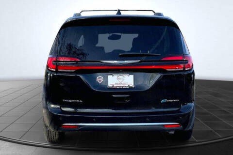 2021 Chrysler Pacifica Hybrid Touring L