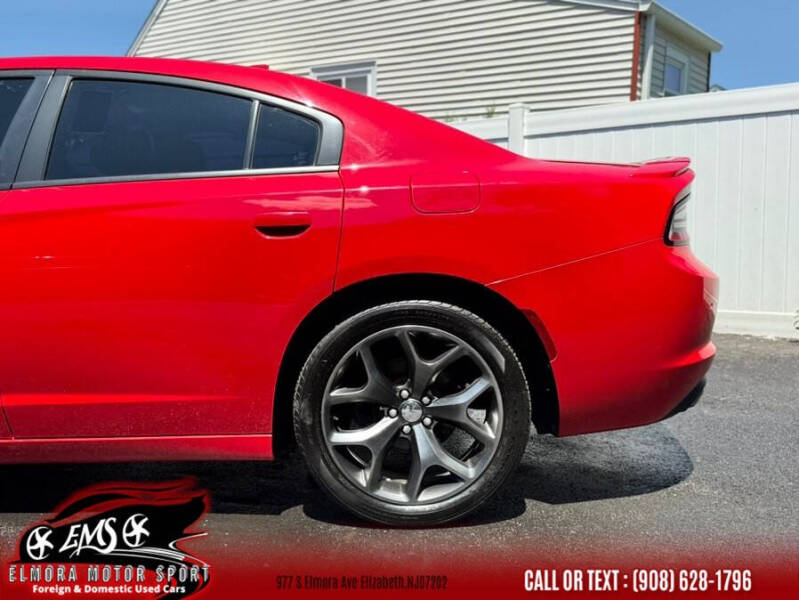 2015 Dodge Charger SXT
