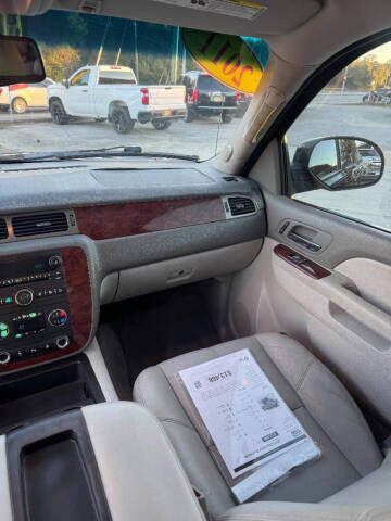 2011 Chevrolet Avalanche LT