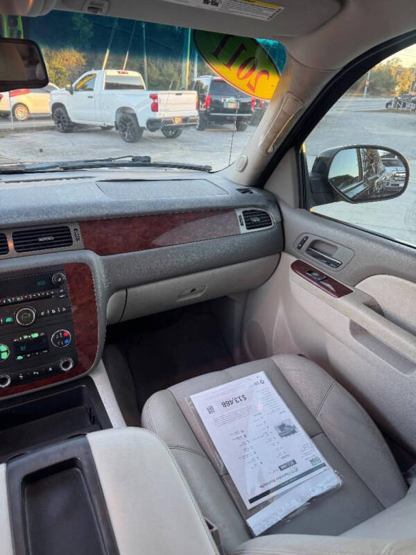 2011 Chevrolet Avalanche LT