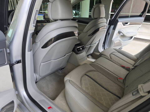 2014 Audi S8 4.0T quattro