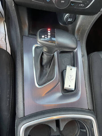 2015 Dodge Charger SE