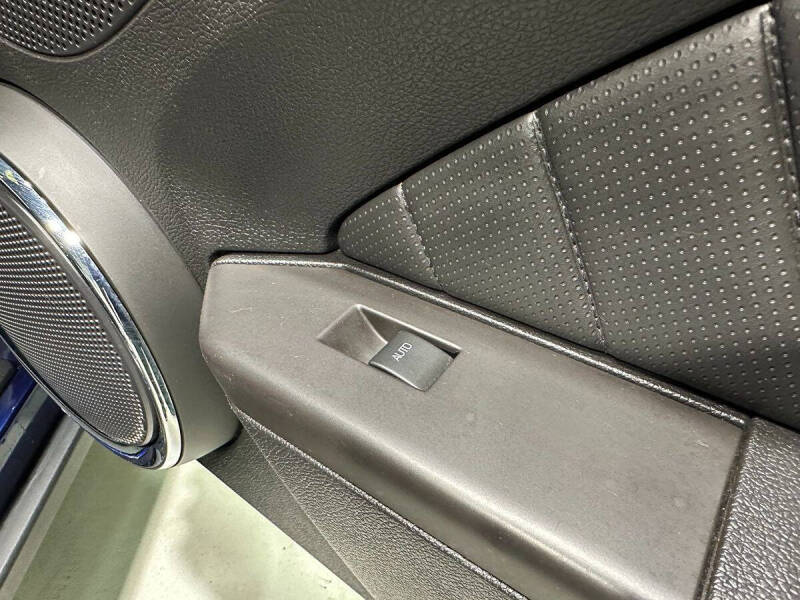 2012 Ford Mustang GT Premium