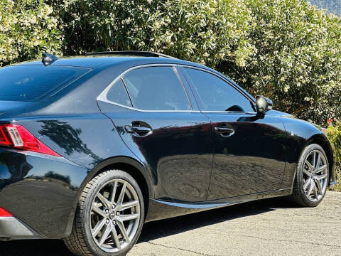 2016 Lexus IS 200t
