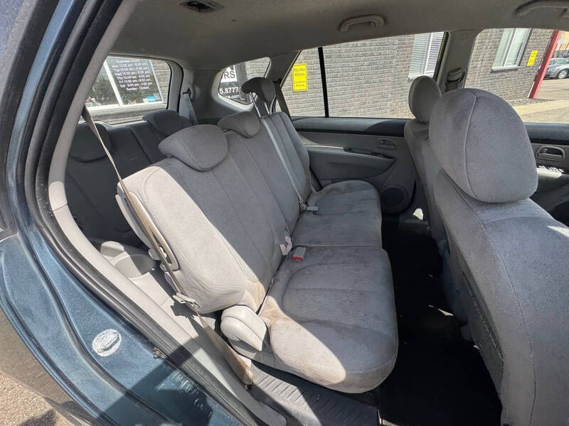 2009 Kia Rondo EX