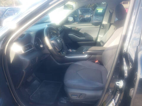 2021 Toyota Highlander L