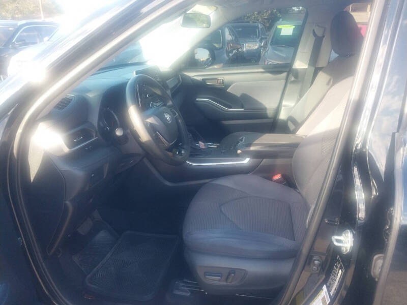 2021 Toyota Highlander L