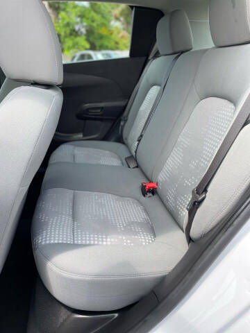 2017 Chevrolet Sonic LT Auto Fleet