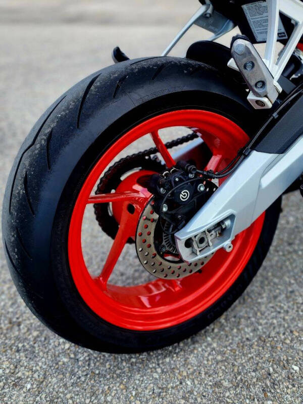 2021 Aprilia Tuono 660