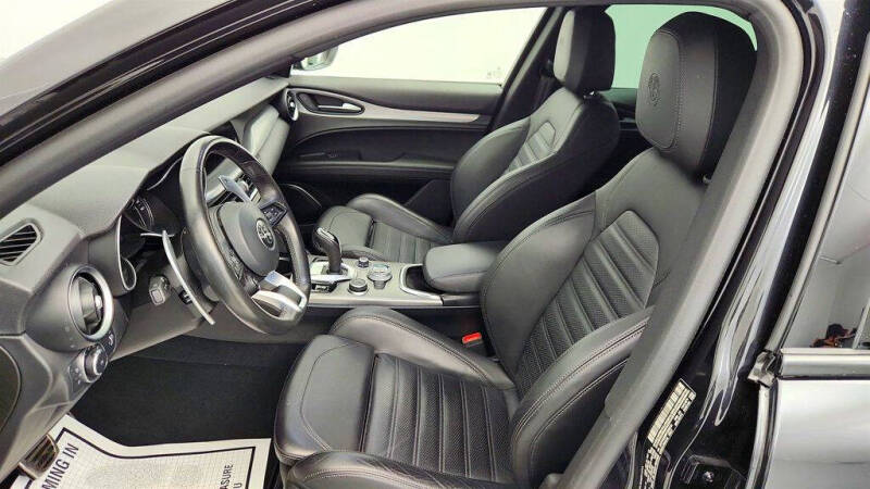 2023 Alfa Romeo Stelvio