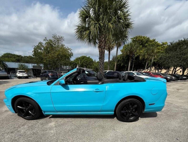 2014 Ford Mustang V6