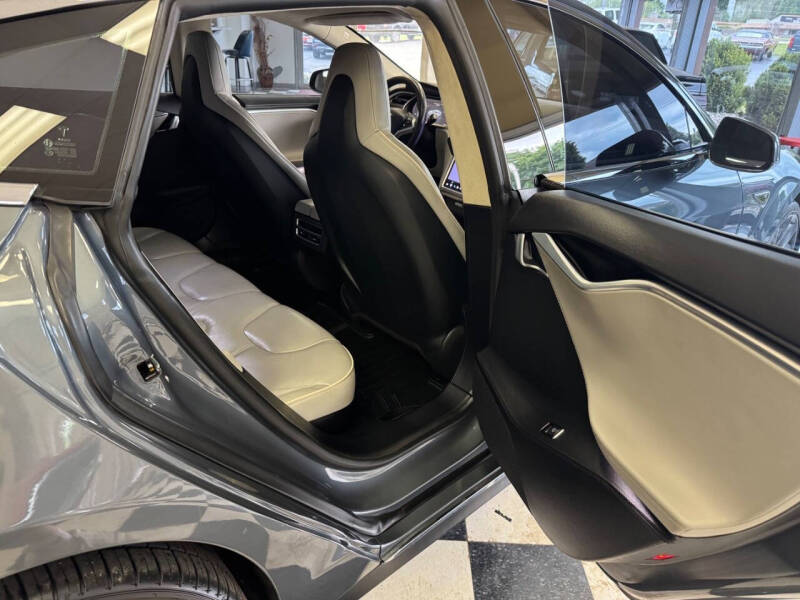 2013 Tesla Model S Performance