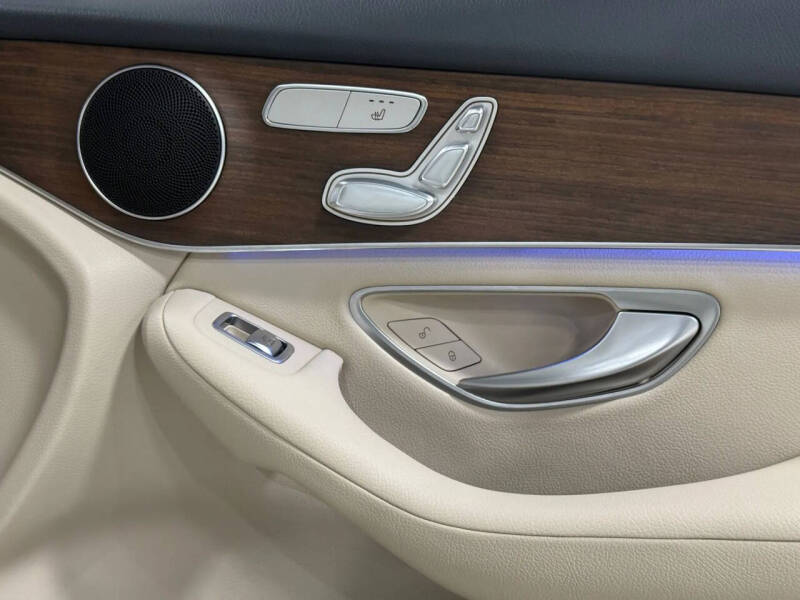 2022 Mercedes-Benz GLC GLC 300 4MATIC