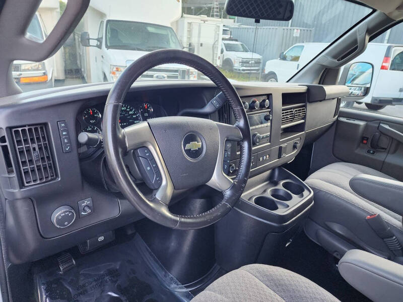 2018 Chevrolet Express 2500