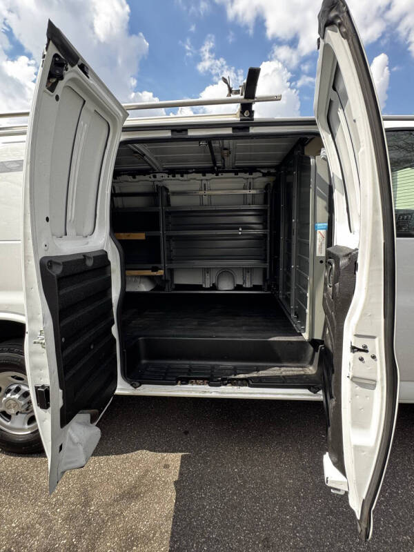 2018 Chevrolet Express 2500