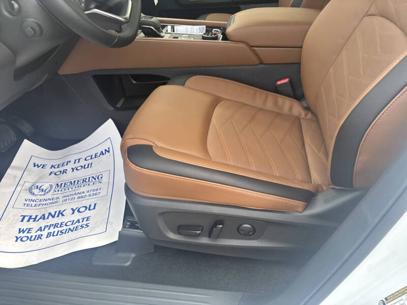 2025 Nissan Pathfinder Platinum