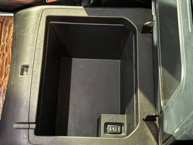 2019 Nissan Armada Platinum