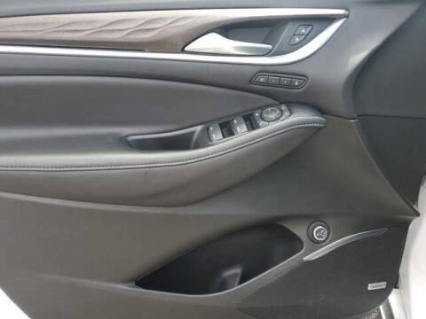 2022 Buick Enclave Avenir