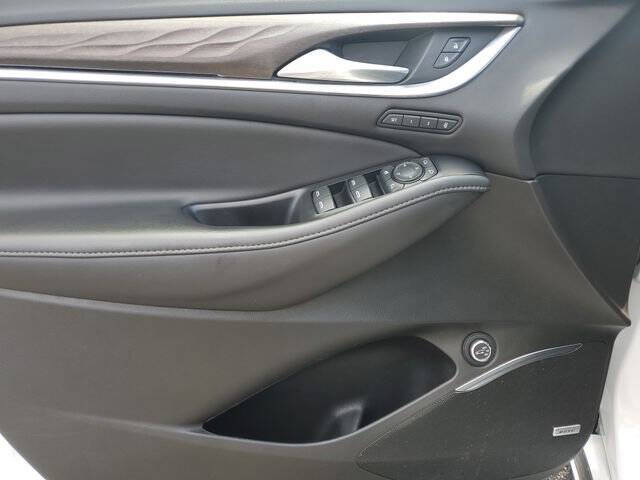 2022 Buick Enclave Avenir