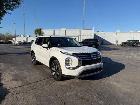 2025 Mitsubishi Outlander SE