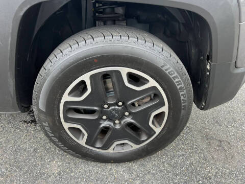 2016 Jeep Renegade Trailhawk