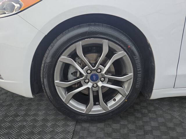 2020 Ford Fusion SEL