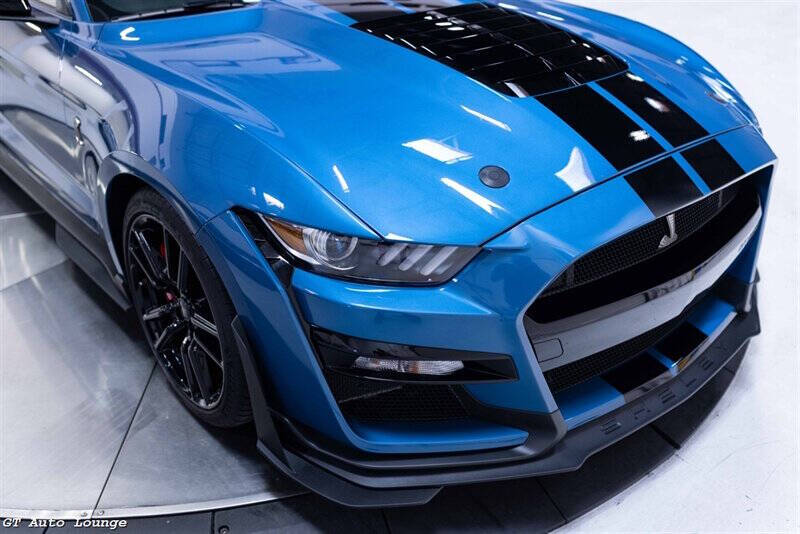 2020 Ford Mustang 17