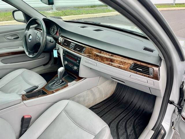 2011 BMW 3 Series 328i