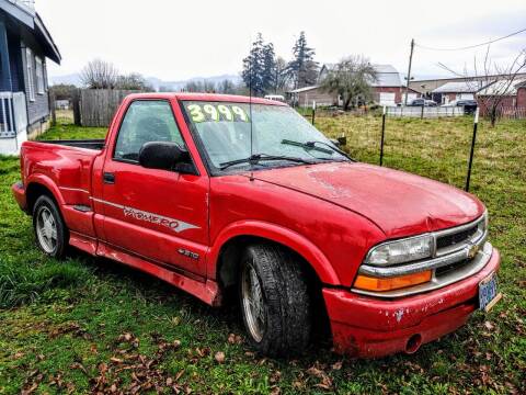 2000 Chevrolet S-10 for sale at M AND S CAR SALES LLC in Independence OR