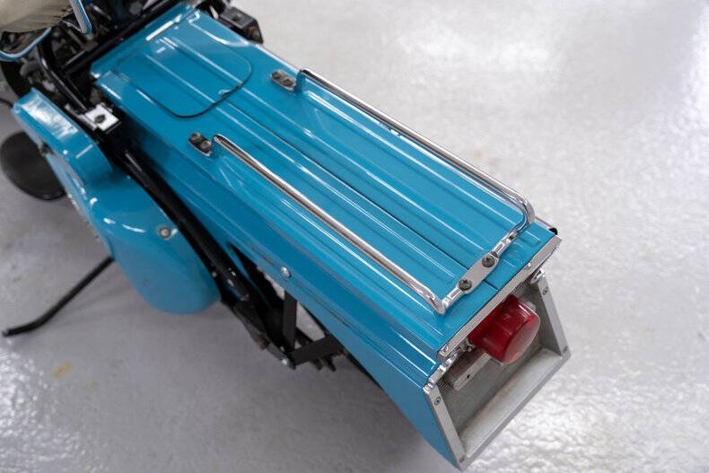 1965 Cushman Super Silver Eagle