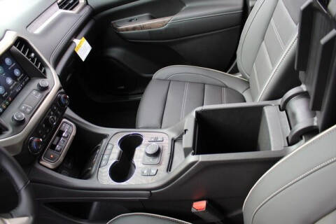 2022 GMC Acadia Denali