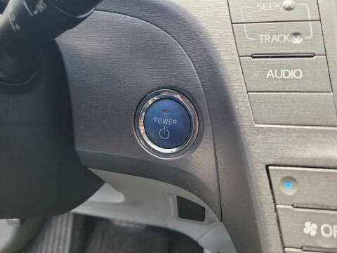2013 Toyota Prius Three