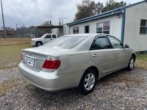 2005 Toyota Camry LE
